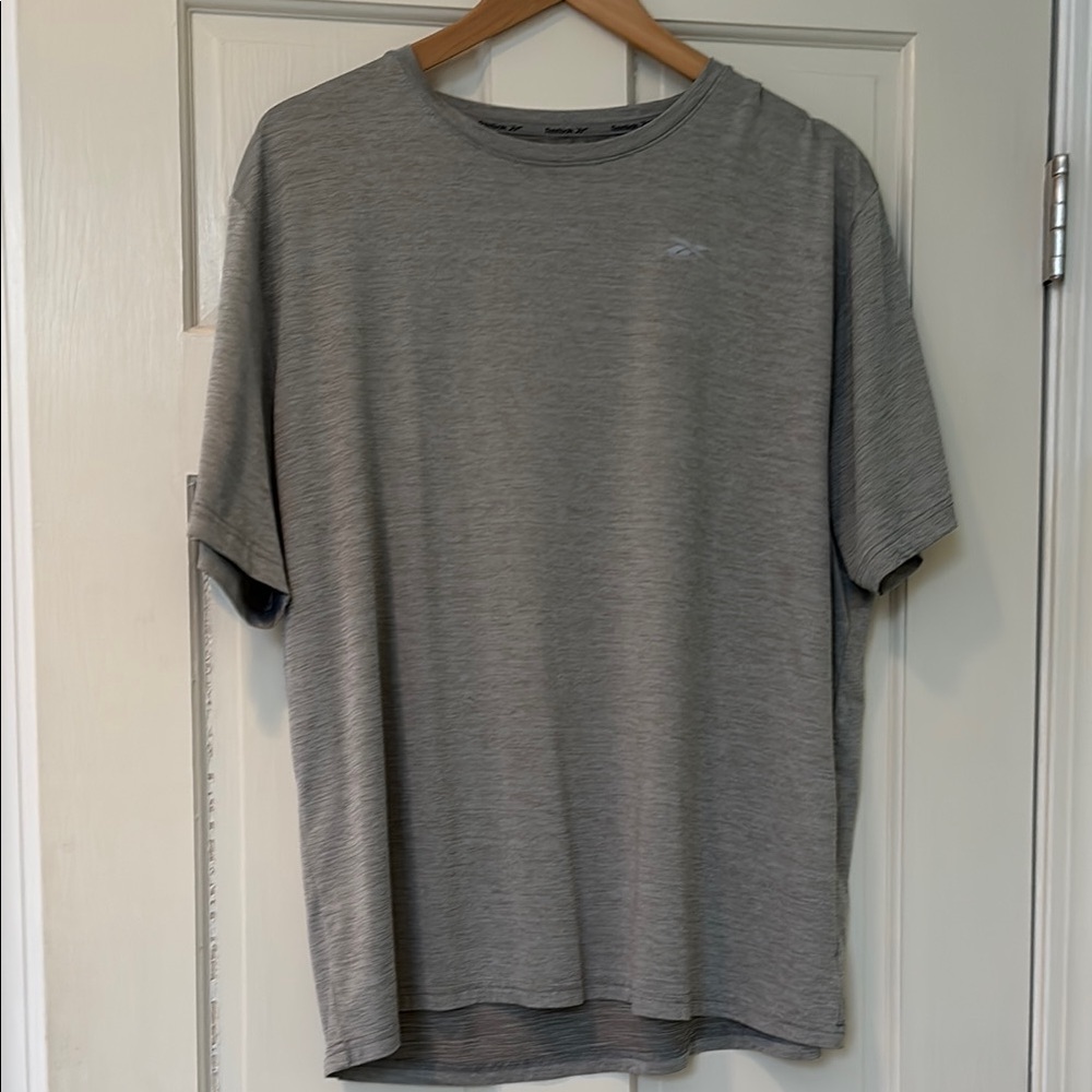 Reebok Gray Short Sleeve Tee